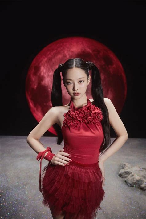 BLACKPINK Jennie ‘You & Me’ Outfits & Trend Breakdown.